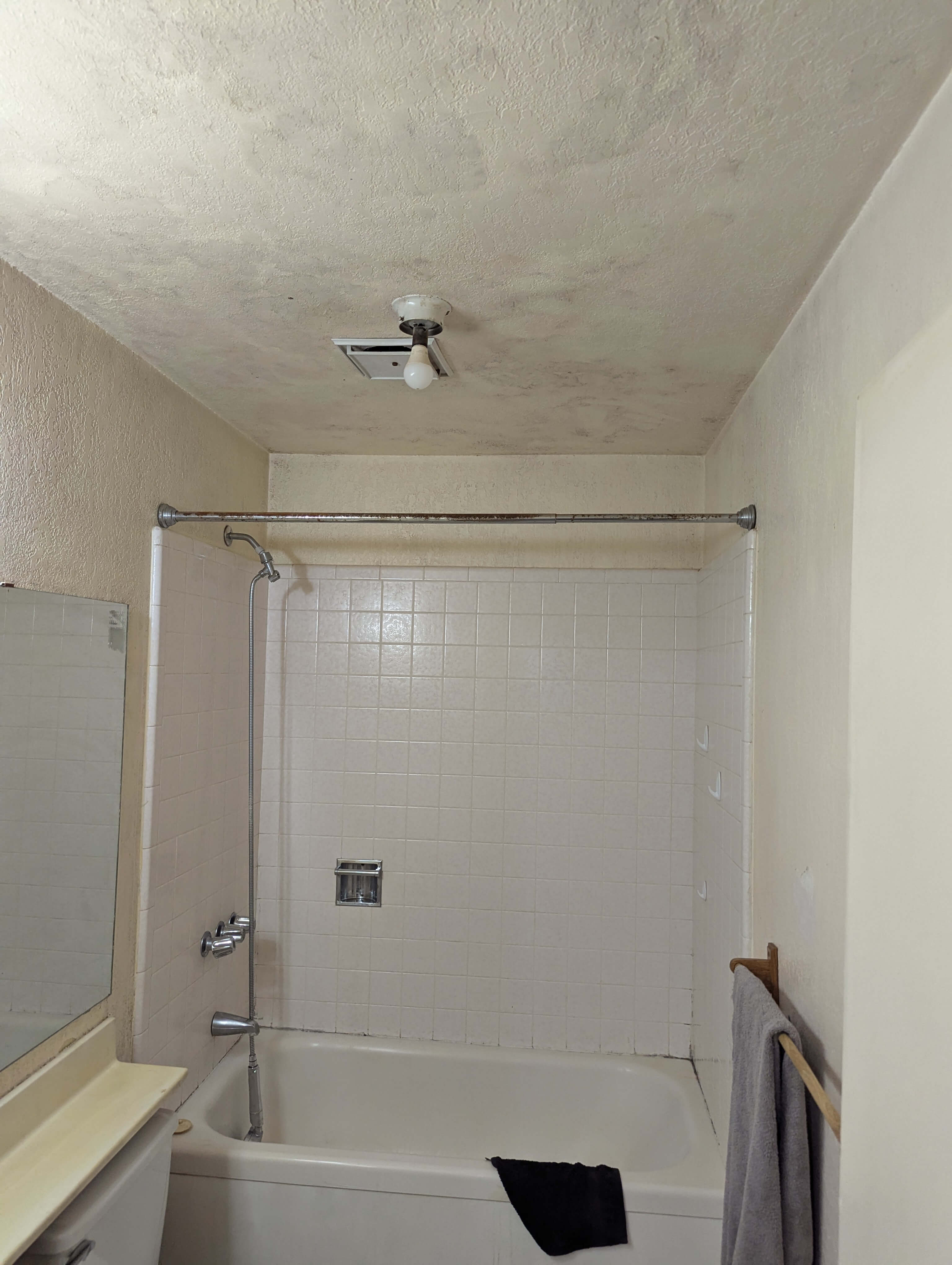 Before photo of bathroom repaint in pinetop-lakeside